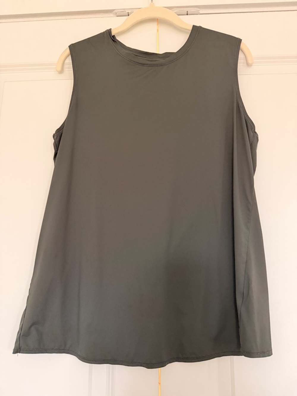 Athleta UPF Sunlover Tank in dark gray